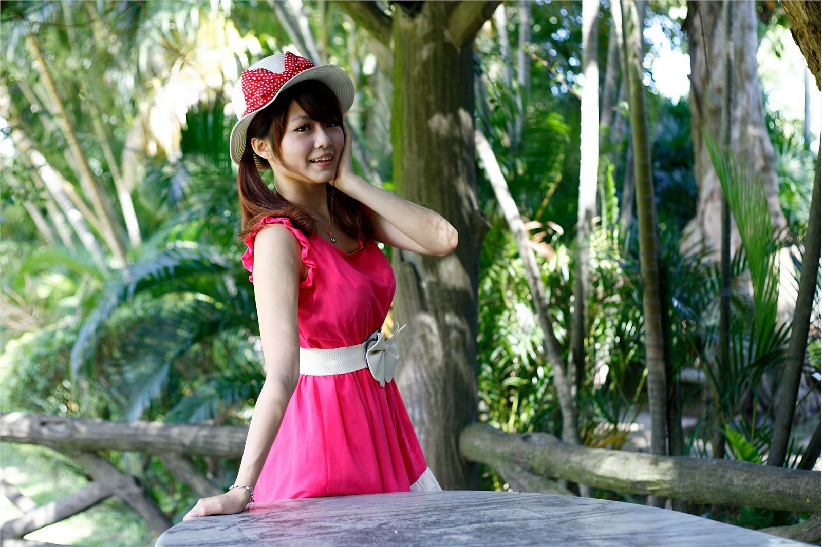 2012 陽光廷廷@士林官邸 国产性感美女图片